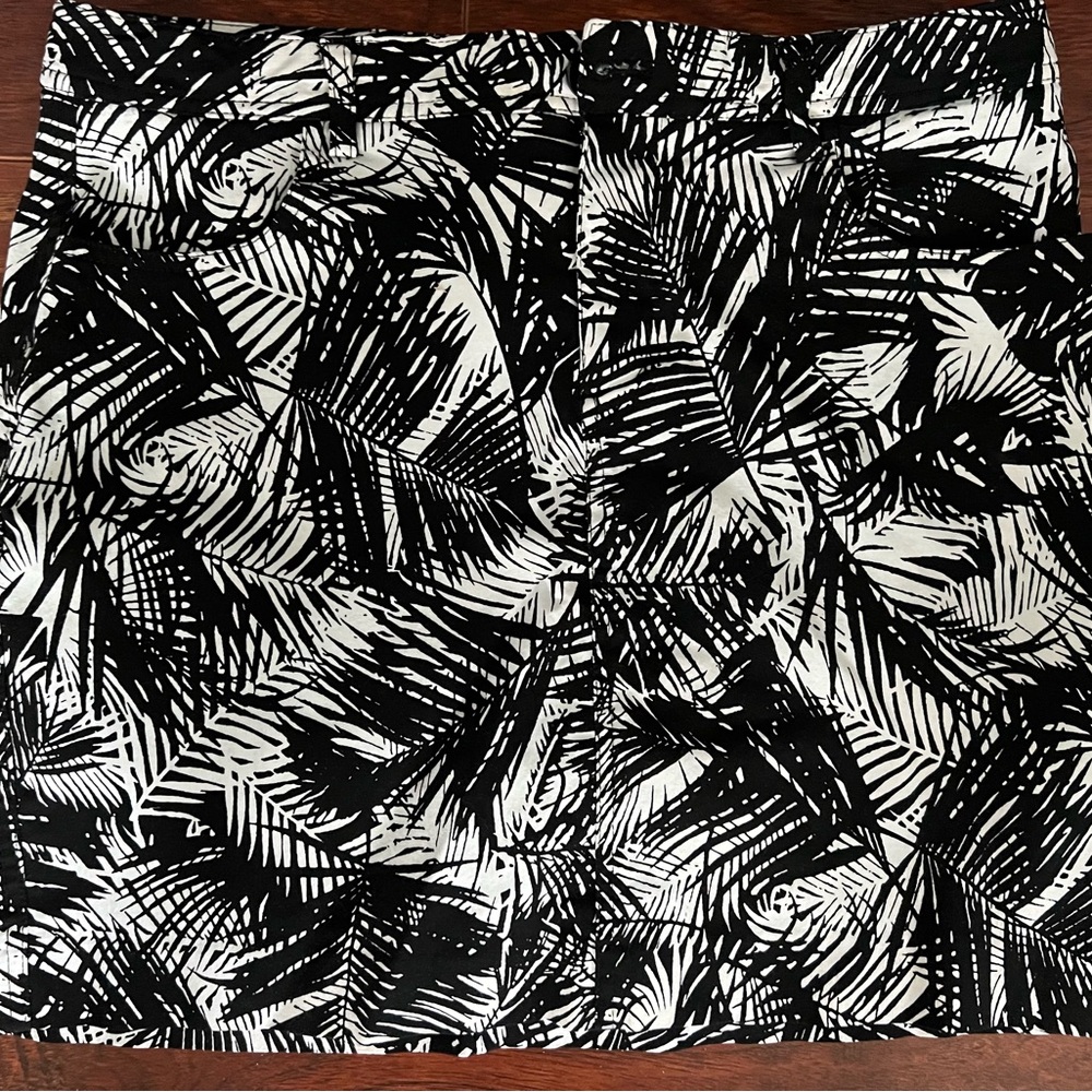 Mario serrani (Italy) Skirts size M brand new